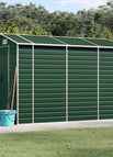 191 x 300 x 198 cm / Groen